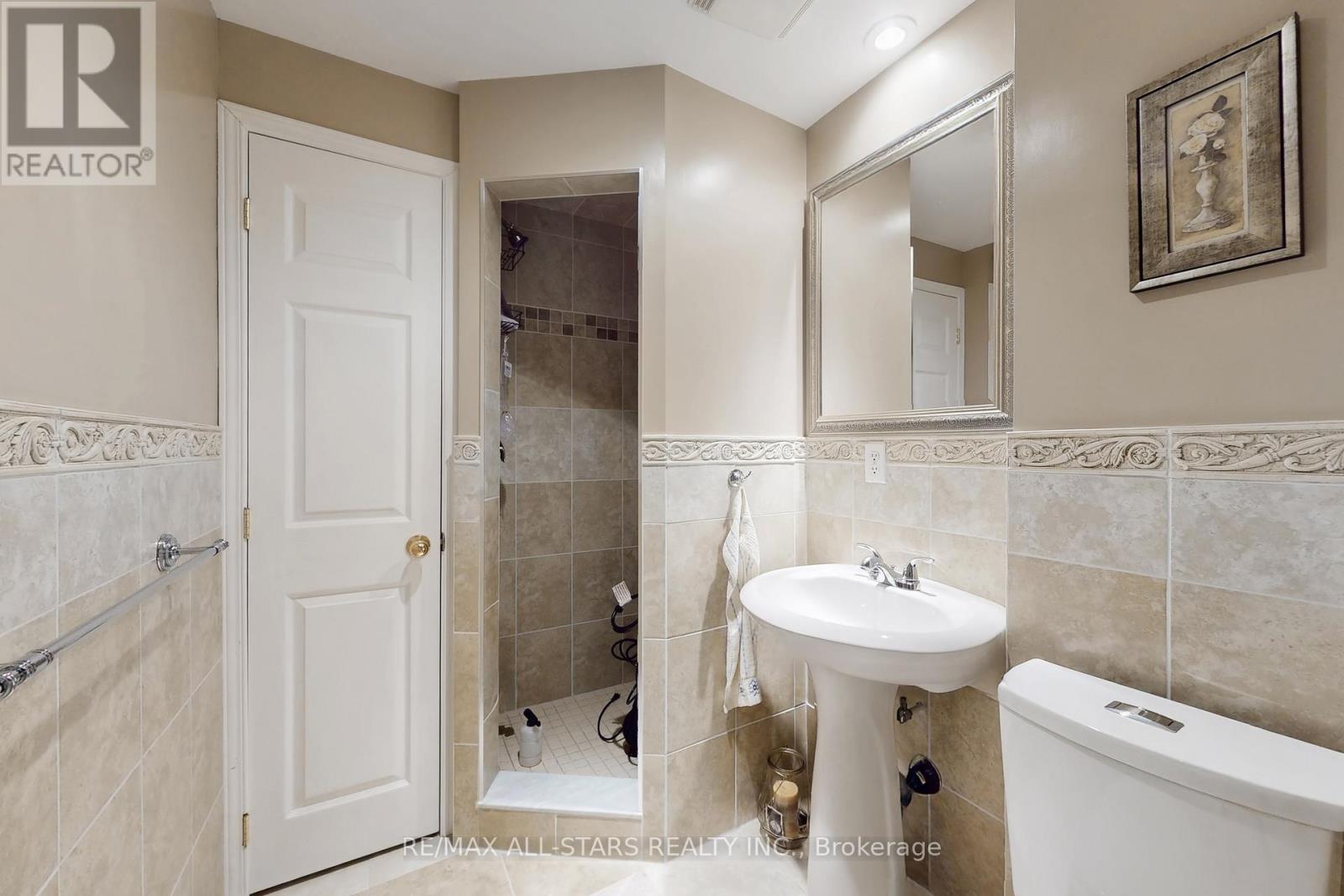 75 Gloria Crescent, Whitby, Ontario L1P 1V3 - Photo 46 - E12996416