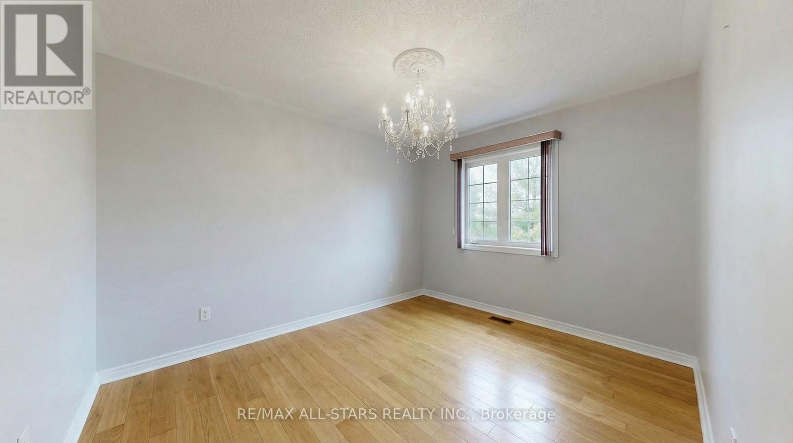 75 Gloria Crescent, Whitby, Ontario L1P 1V3 - Photo 35 - E12996416