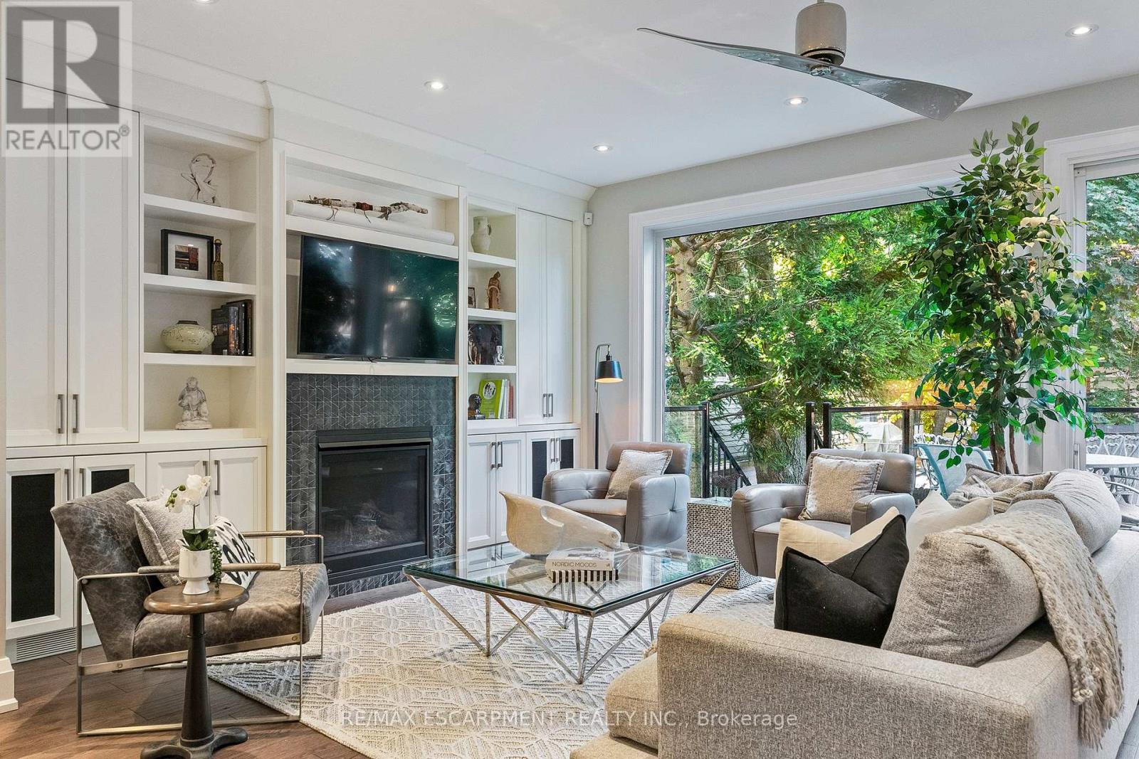 24 Cayuga Avenue, Mississauga, Ontario  L5G 3S7 - Photo 14 - W12753556