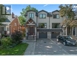 24 CAYUGA AVENUE, Mississauga, Ontario