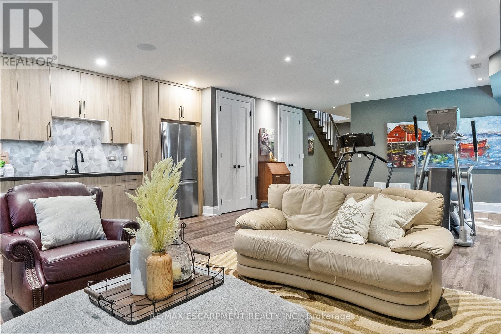 24 Cayuga Avenue, Mississauga, Ontario  L5G 3S7 - Photo 40 - W12753556