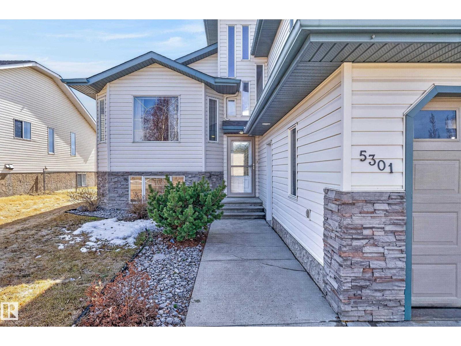 5301 40 Av, Beaumont, Alberta  T4X 1N4 - Photo 4 - E4482330