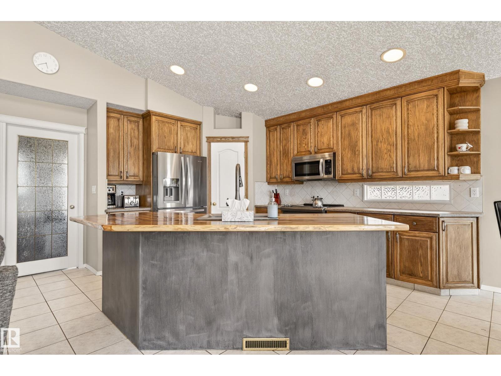 5301 40 Av, Beaumont, Alberta  T4X 1N4 - Photo 12 - E4482330