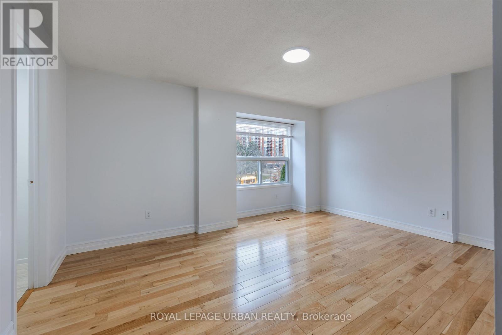 347 Braymore Boulevard, Toronto, Ontario  M1B 2W6 - Photo 24 - E13001186