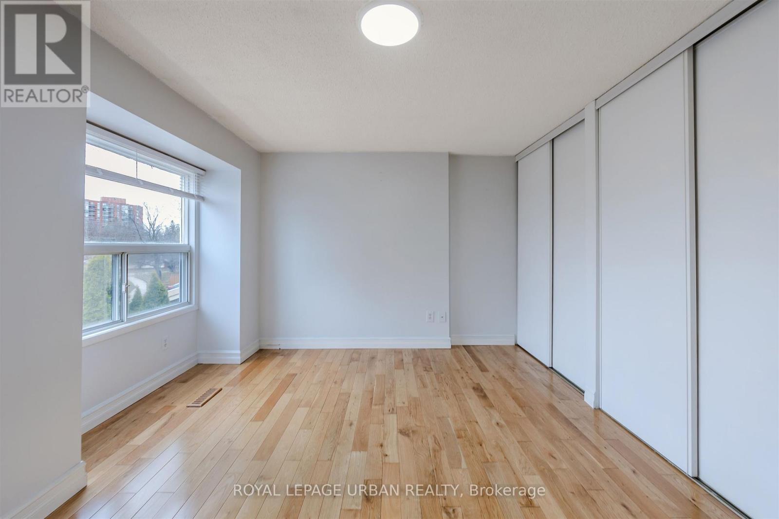 347 Braymore Boulevard, Toronto, Ontario  M1B 2W6 - Photo 25 - E13001186