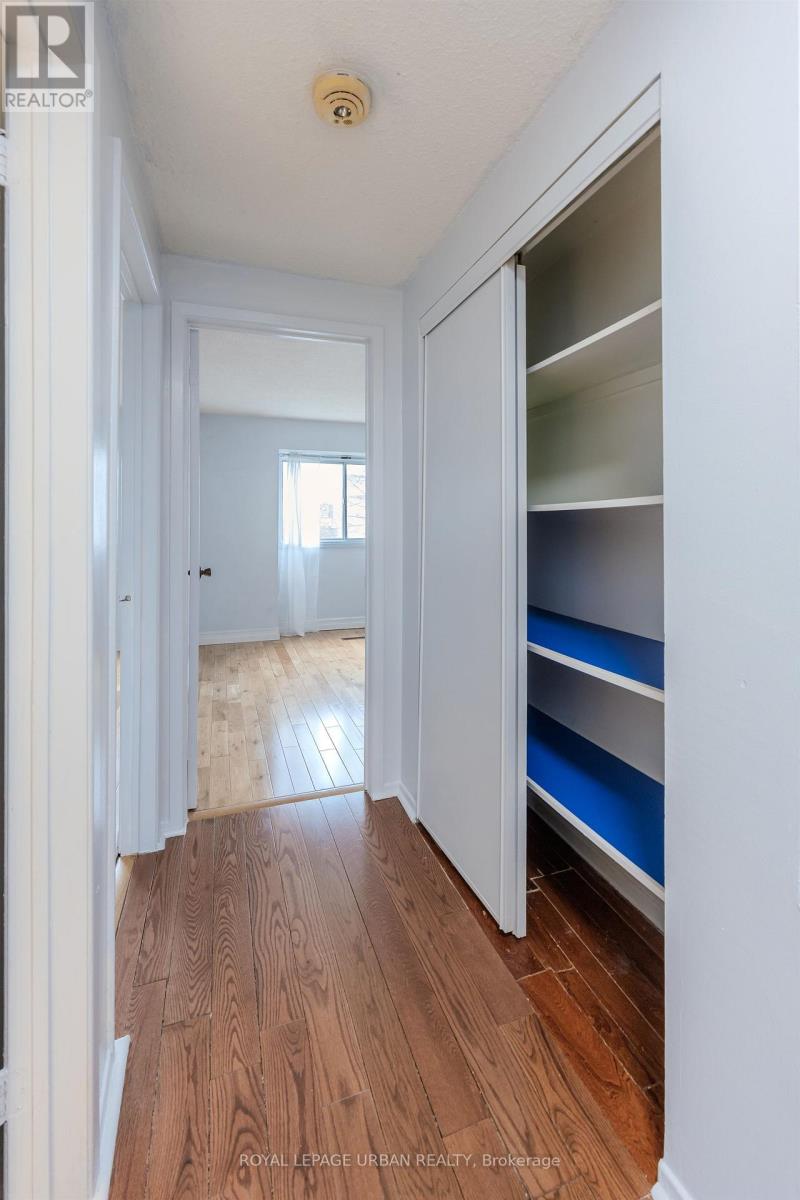 347 Braymore Boulevard, Toronto, Ontario  M1B 2W6 - Photo 22 - E13001186