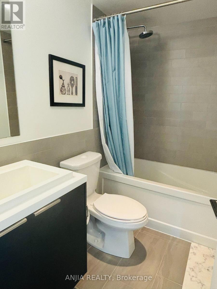 1807 - 6 Sonic Way, Toronto, Ontario  M3C 0P1 - Photo 11 - C13001968