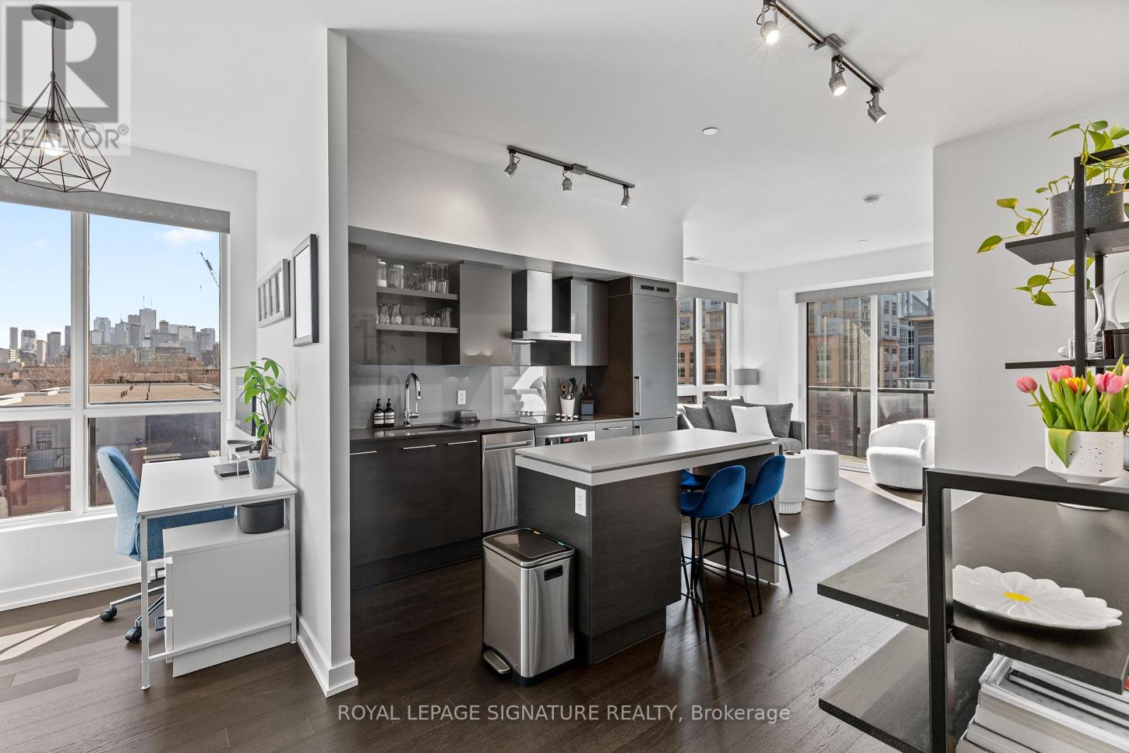 411 - 1030 King Street W, Toronto, Ontario  M6K 0B4 - Photo 2 - C13002038