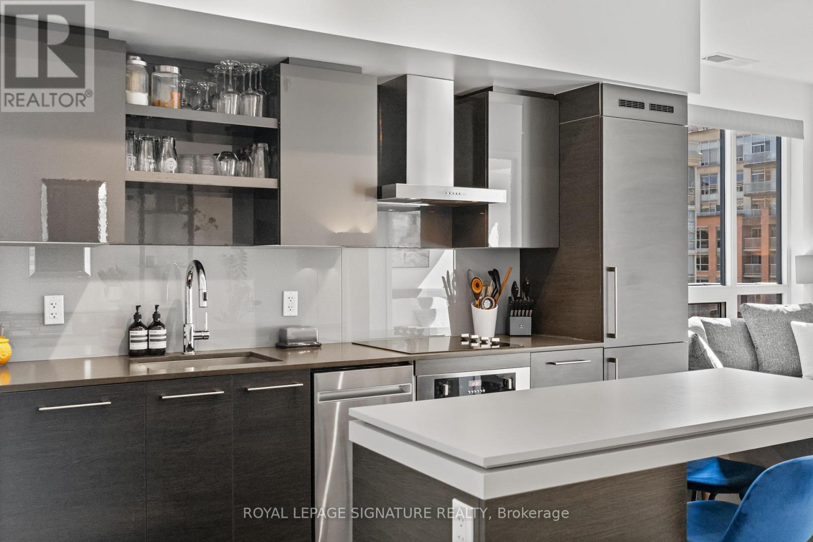 411 - 1030 King Street W, Toronto, Ontario  M6K 0B4 - Photo 8 - C13002038