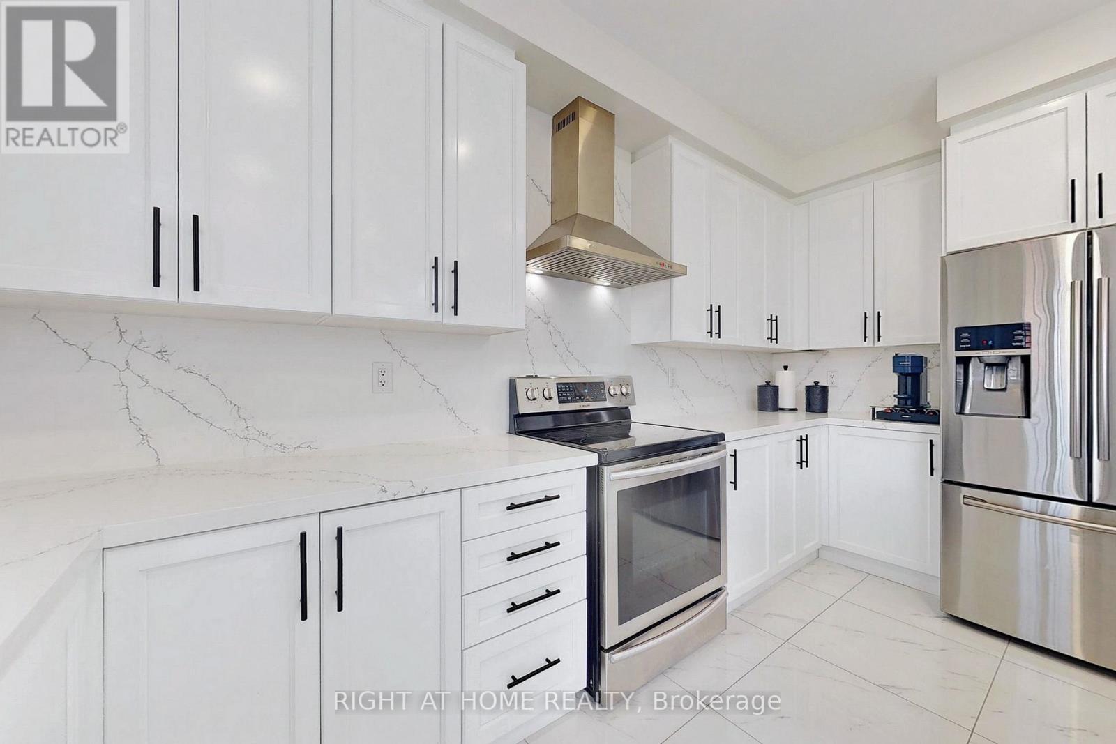 1733 Fredrick Maison Drive E, Oshawa, Ontario  L1H 8L7 - Photo 16 - E13001914