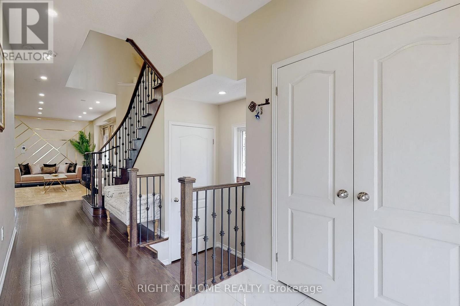 1733 Fredrick Maison Drive E, Oshawa, Ontario  L1H 8L7 - Photo 20 - E13001914