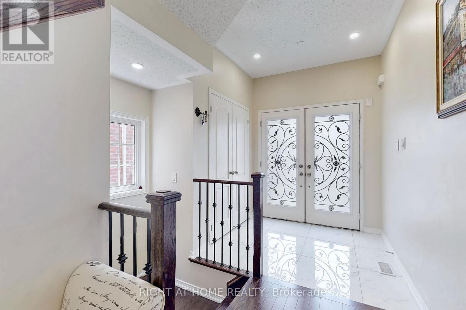 1733 Fredrick Maison Drive E, Oshawa, Ontario  L1H 8L7 - Photo 21 - E13001914