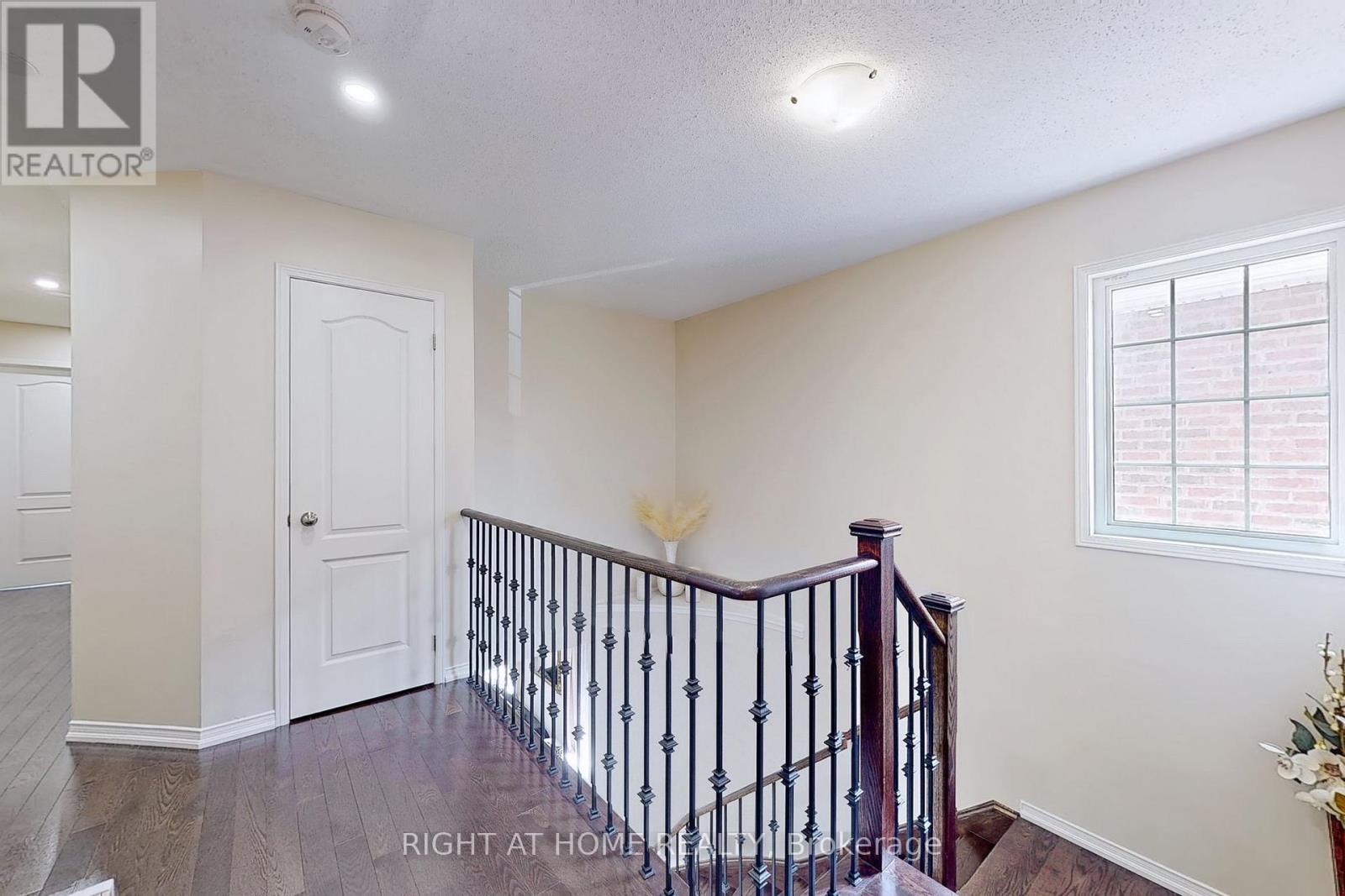 1733 Fredrick Maison Drive E, Oshawa, Ontario  L1H 8L7 - Photo 24 - E13001914