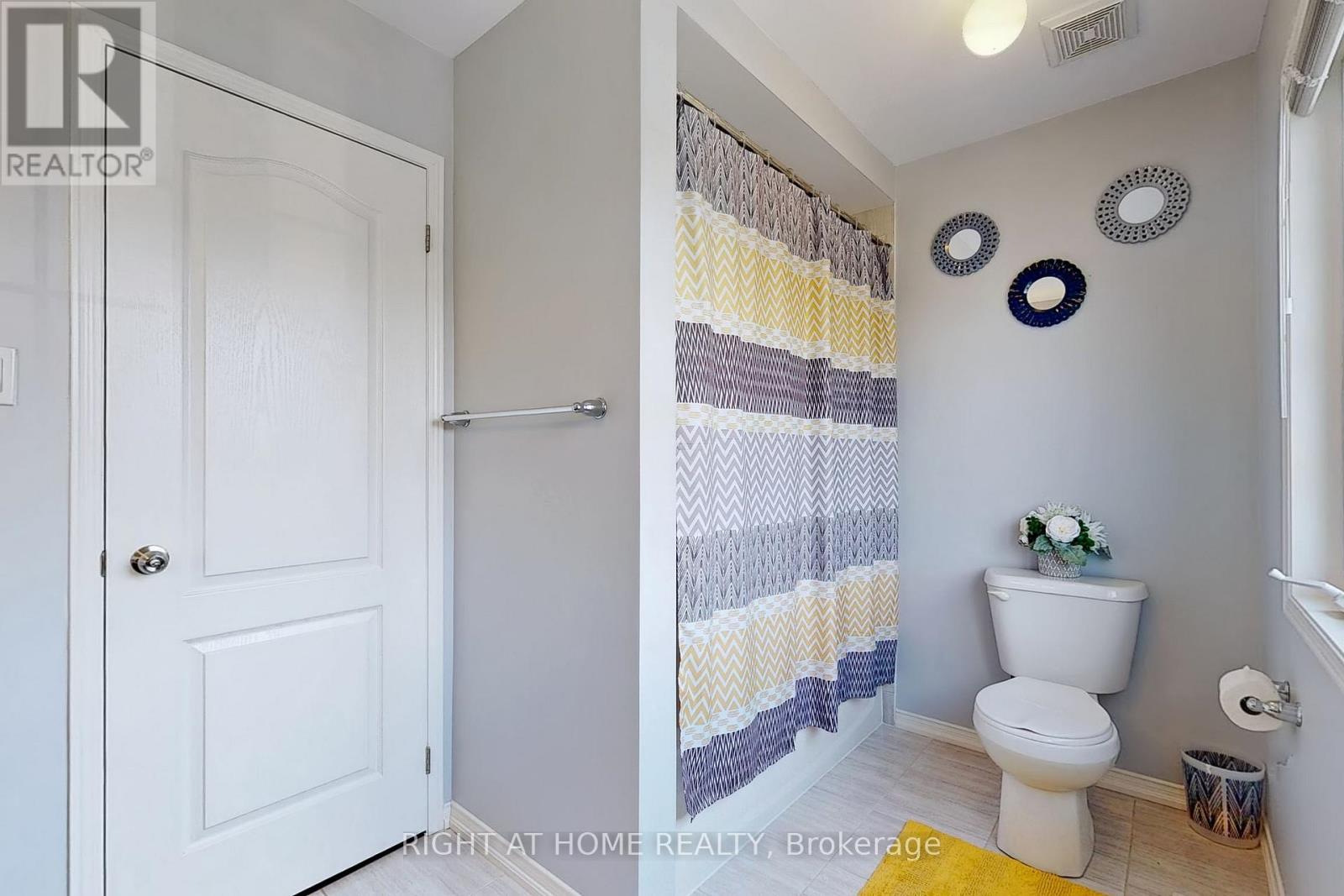 1733 Fredrick Maison Drive E, Oshawa, Ontario  L1H 8L7 - Photo 47 - E13001914