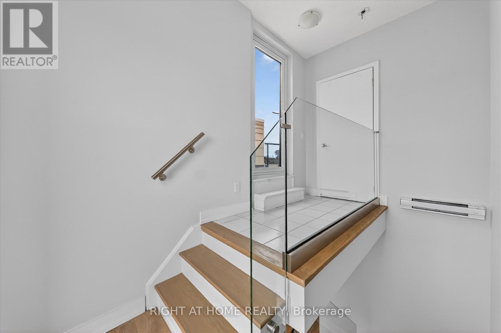 22 - 1245 Bayly Street, Pickering, Ontario  L1W 0B5 - Photo 27 - E13001946