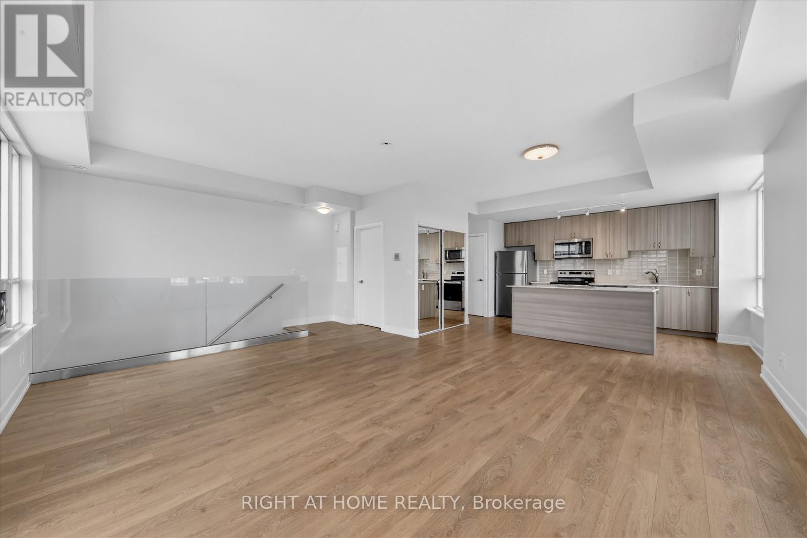 22 - 1245 Bayly Street, Pickering, Ontario  L1W 0B5 - Photo 8 - E13001946