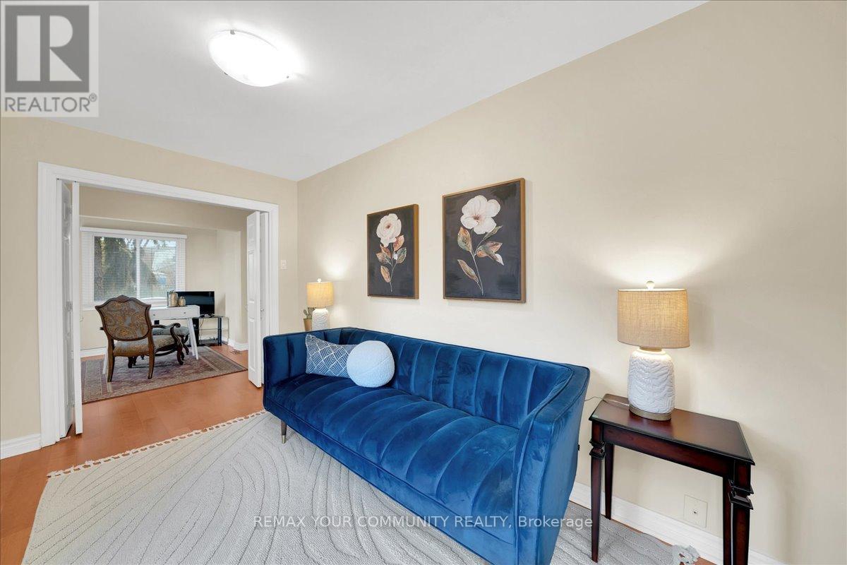 38 Goodless Court, Toronto, Ontario  M1B 1A1 - Photo 10 - E13001988