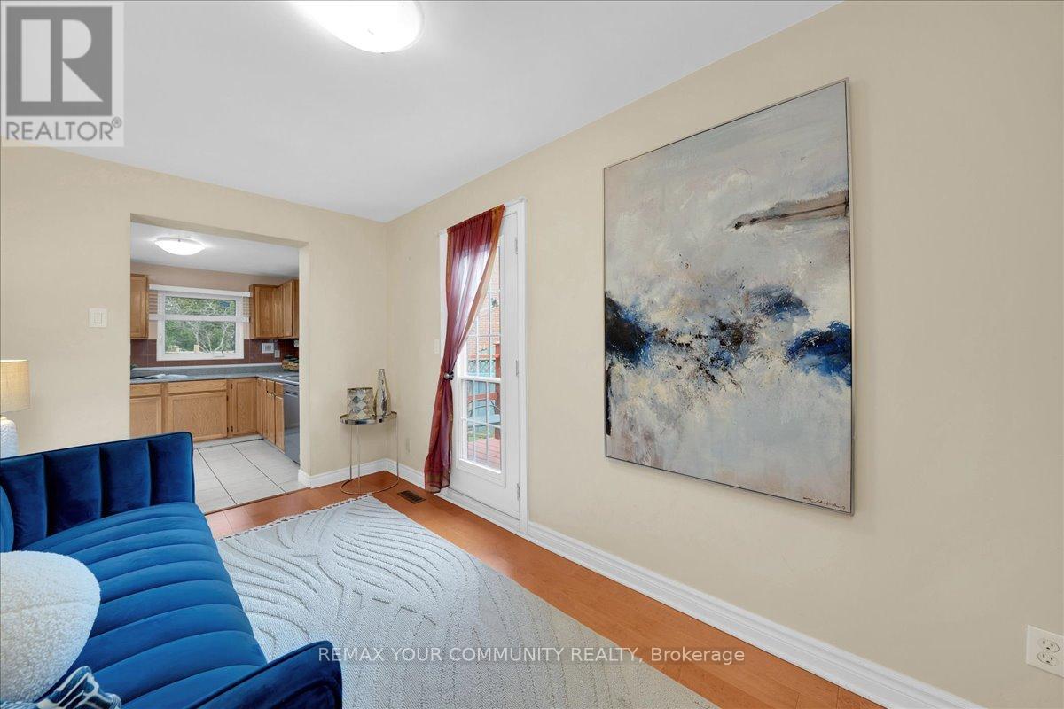 38 Goodless Court, Toronto, Ontario  M1B 1A1 - Photo 12 - E13001988