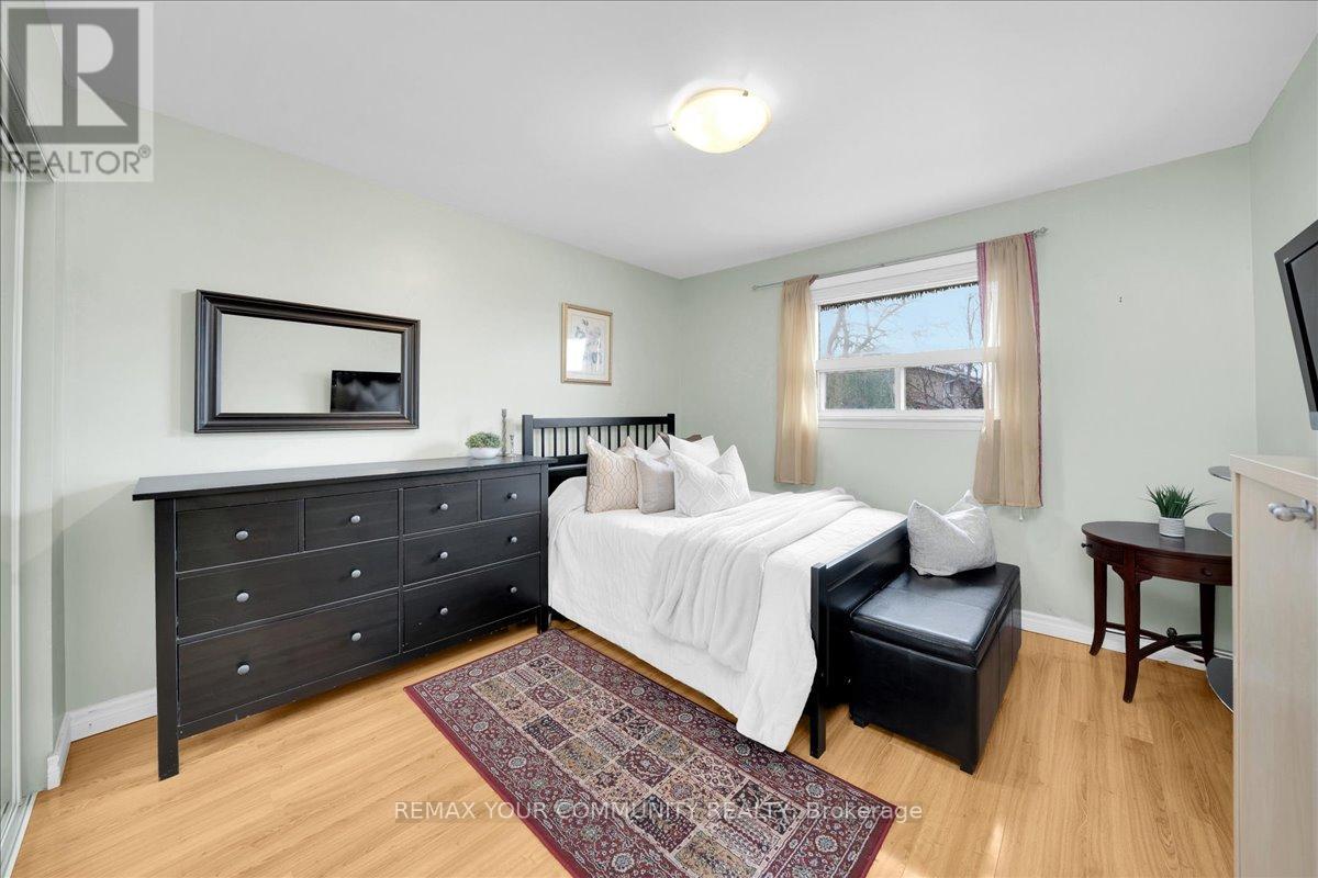 38 Goodless Court, Toronto, Ontario  M1B 1A1 - Photo 18 - E13001988