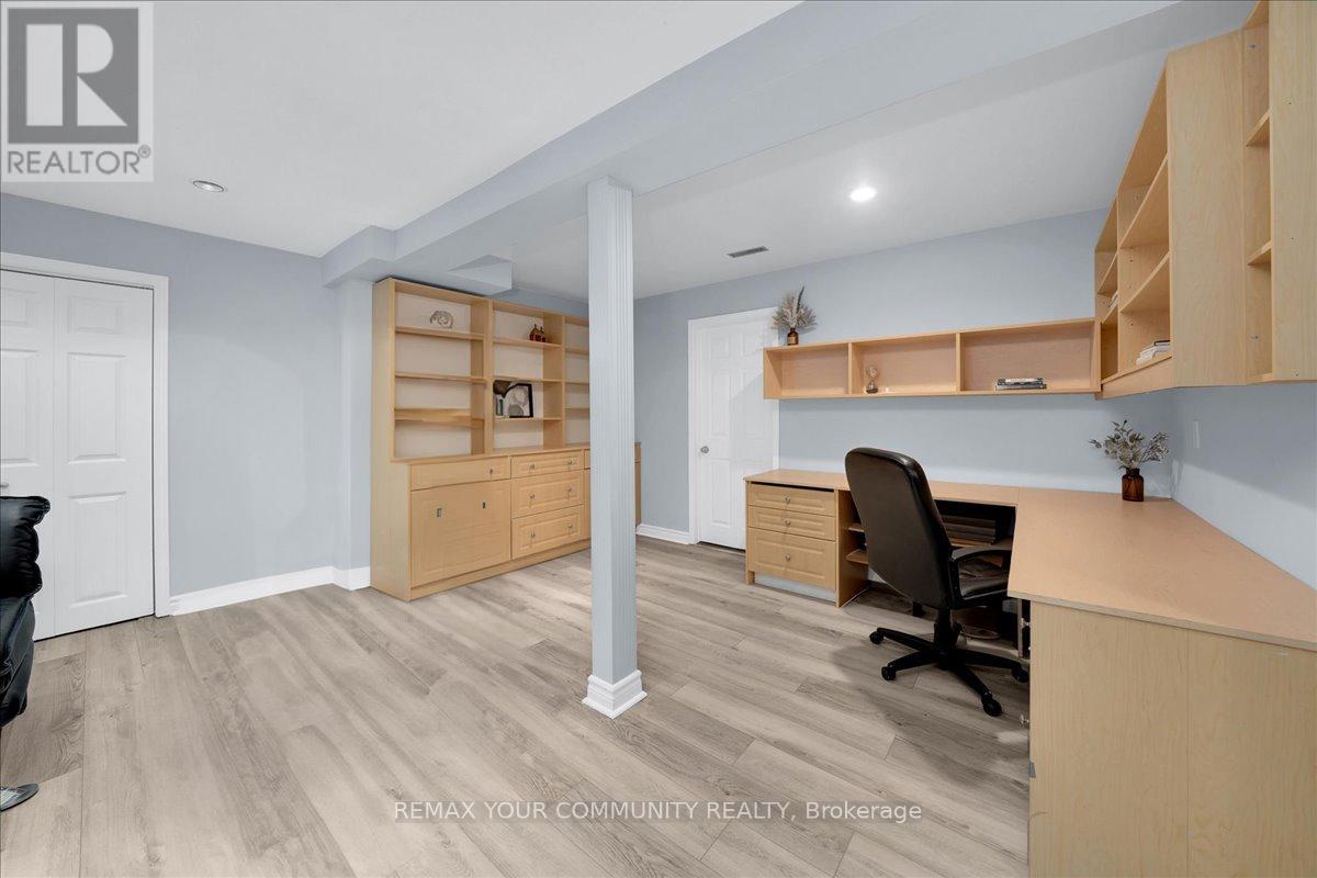 38 Goodless Court, Toronto, Ontario  M1B 1A1 - Photo 27 - E13001988