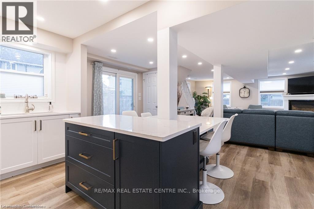 11 Dietrich Crescent, Lambton Shores, Ontario  N0M 1T0 - Photo 12 - X12988050