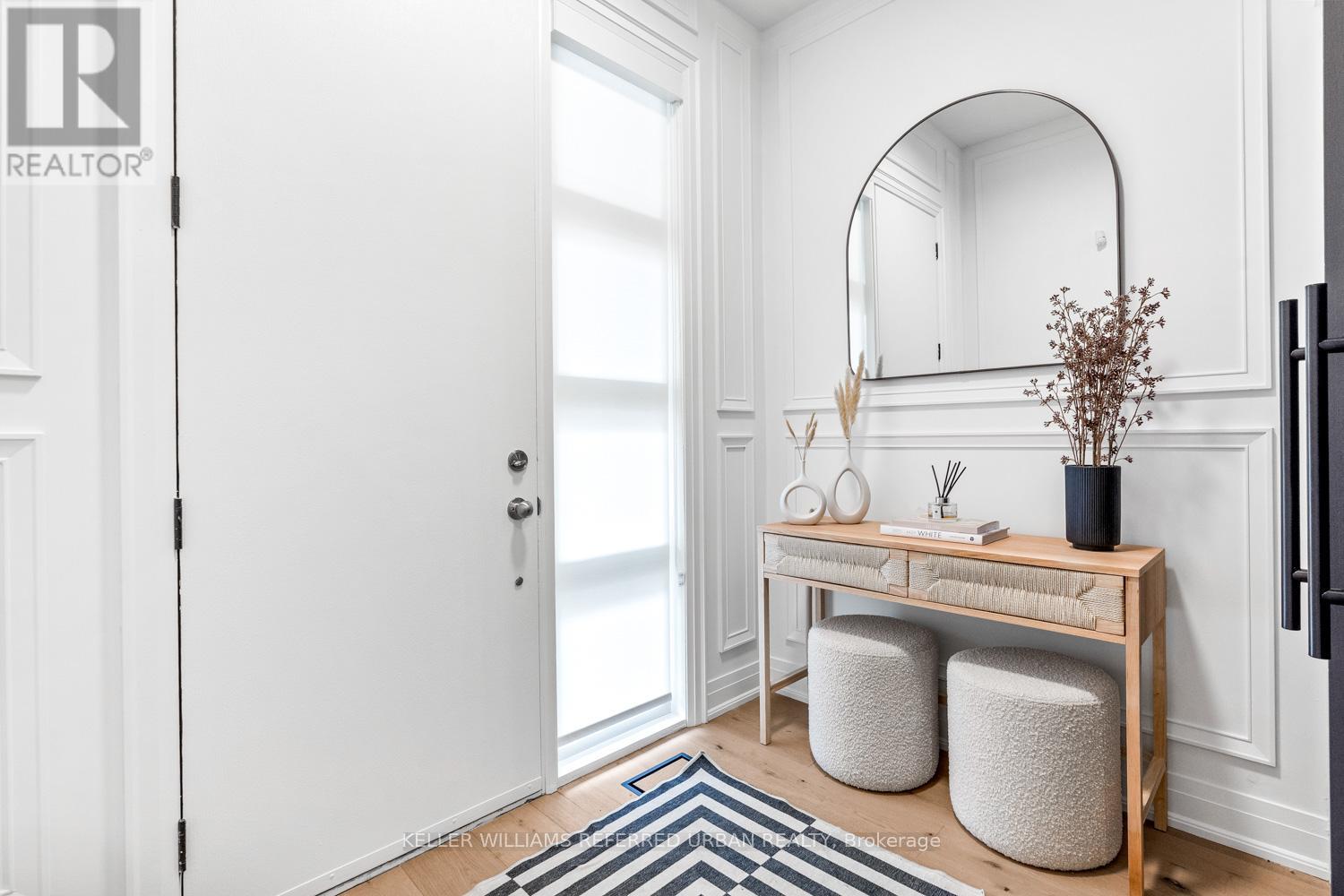 37 Globemaster Lane, Richmond Hill, Ontario  L4E 1H4 - Photo 2 - N13001876