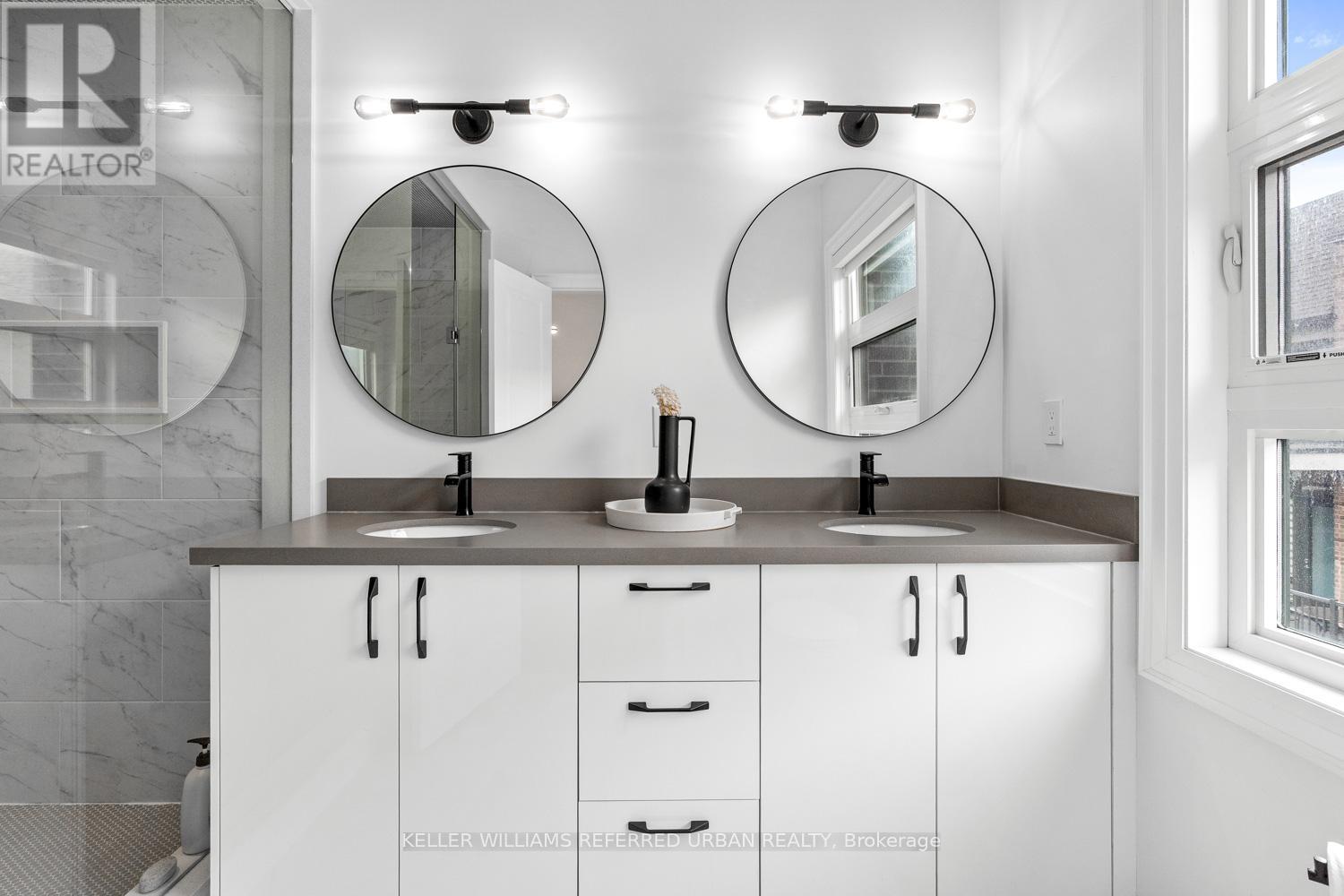 37 Globemaster Lane, Richmond Hill, Ontario  L4E 1H4 - Photo 25 - N13001876