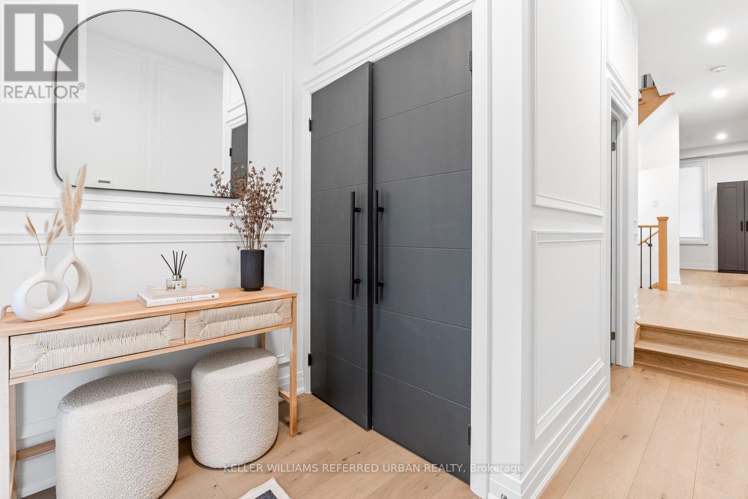 37 Globemaster Lane, Richmond Hill, Ontario  L4E 1H4 - Photo 3 - N13001876