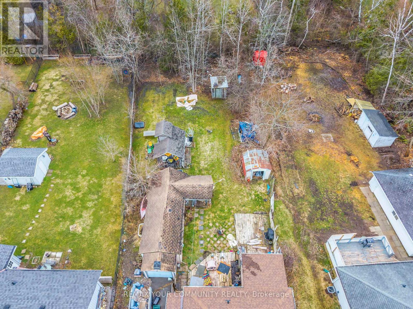 25 Grew Boulevard, Georgina, Ontario  L0E 1L0 - Photo 15 - N13001958