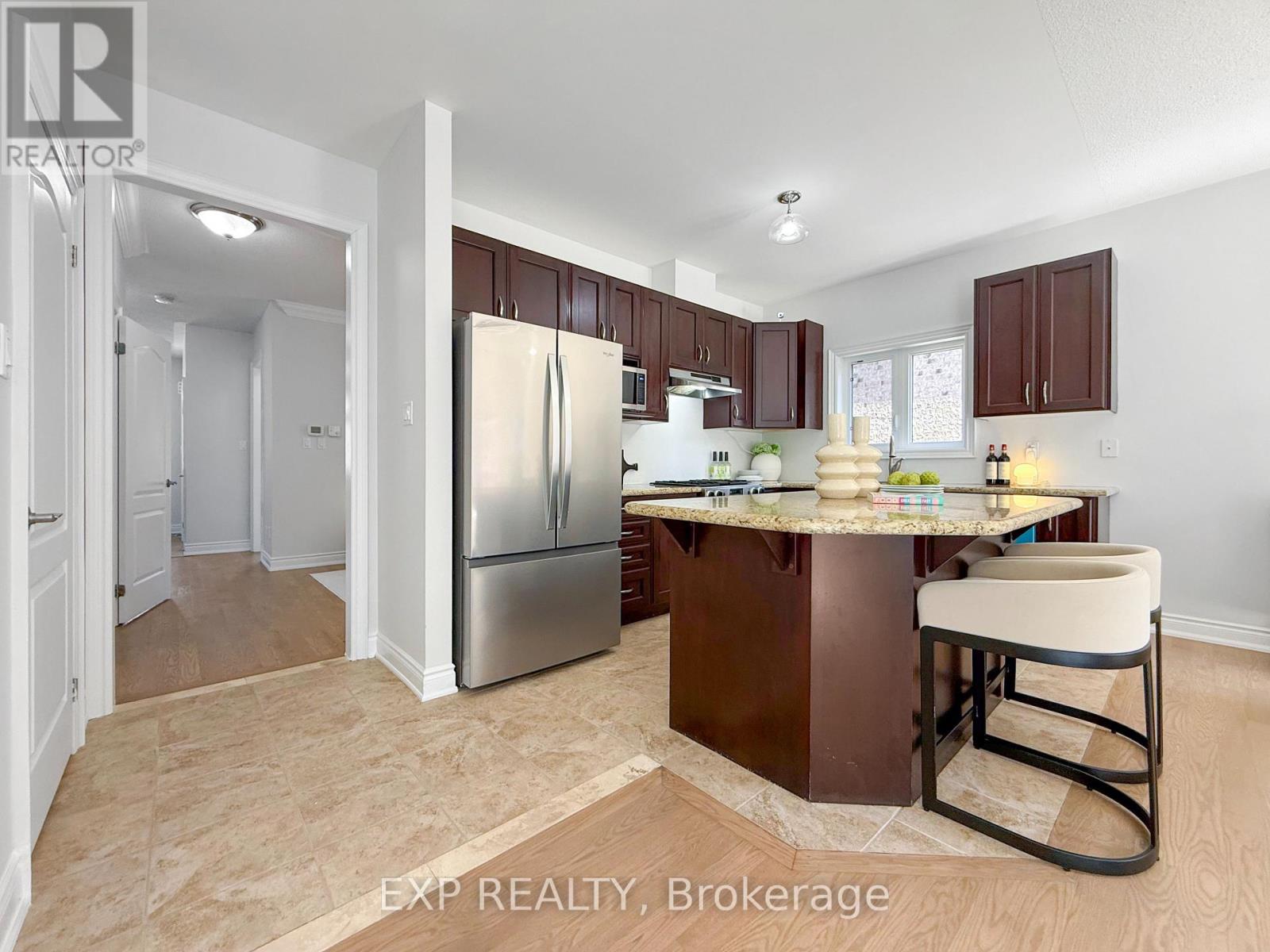 1082 Bob Scott Court, Newmarket, Ontario  L3X 3L7 - Photo 14 - N13001970