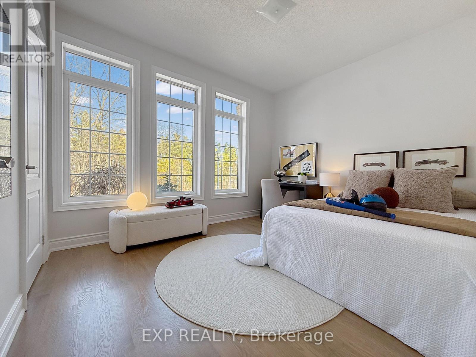 1082 Bob Scott Court, Newmarket, Ontario  L3X 3L7 - Photo 3 - N13001970