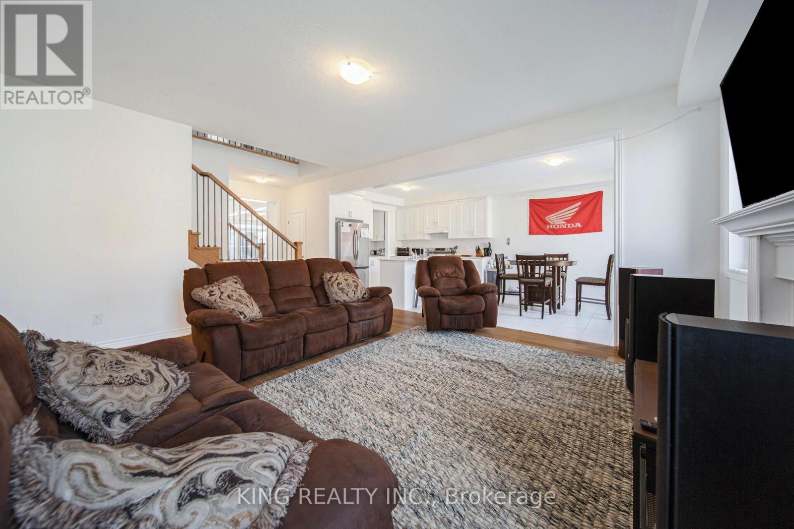 69 Lawrence D. Pridham Avenue, New Tecumseth, Ontario  L9R 0X4 - Photo 13 - N13001992