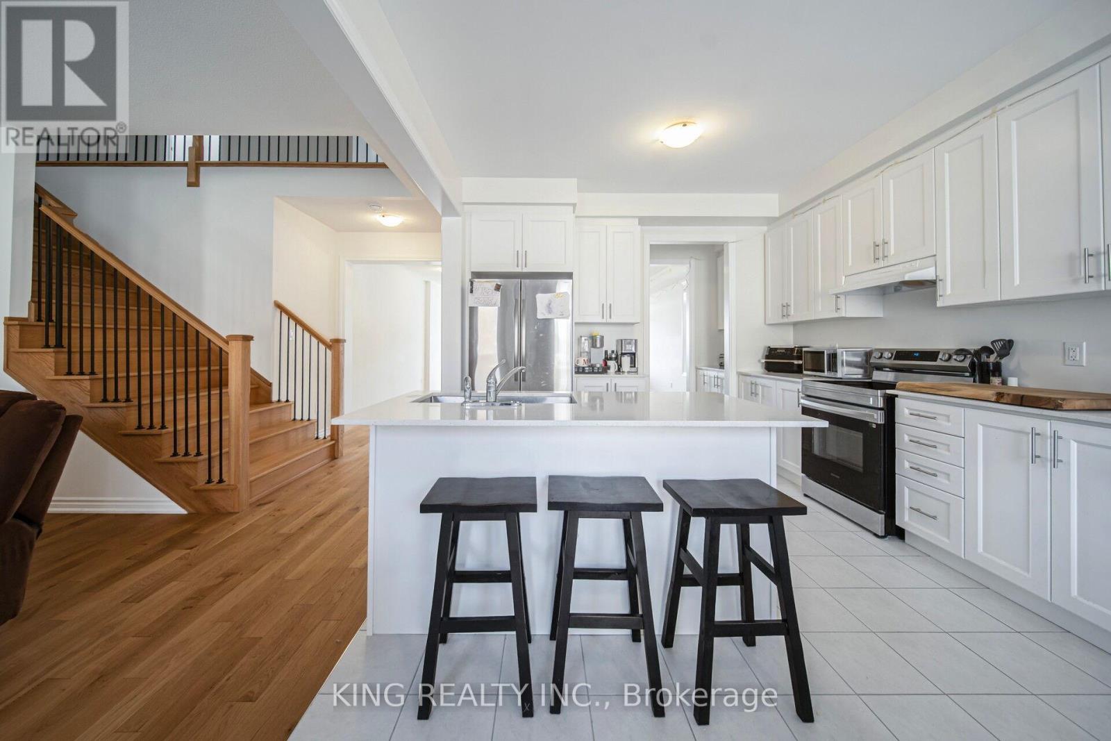 69 Lawrence D. Pridham Avenue, New Tecumseth, Ontario  L9R 0X4 - Photo 23 - N13001992