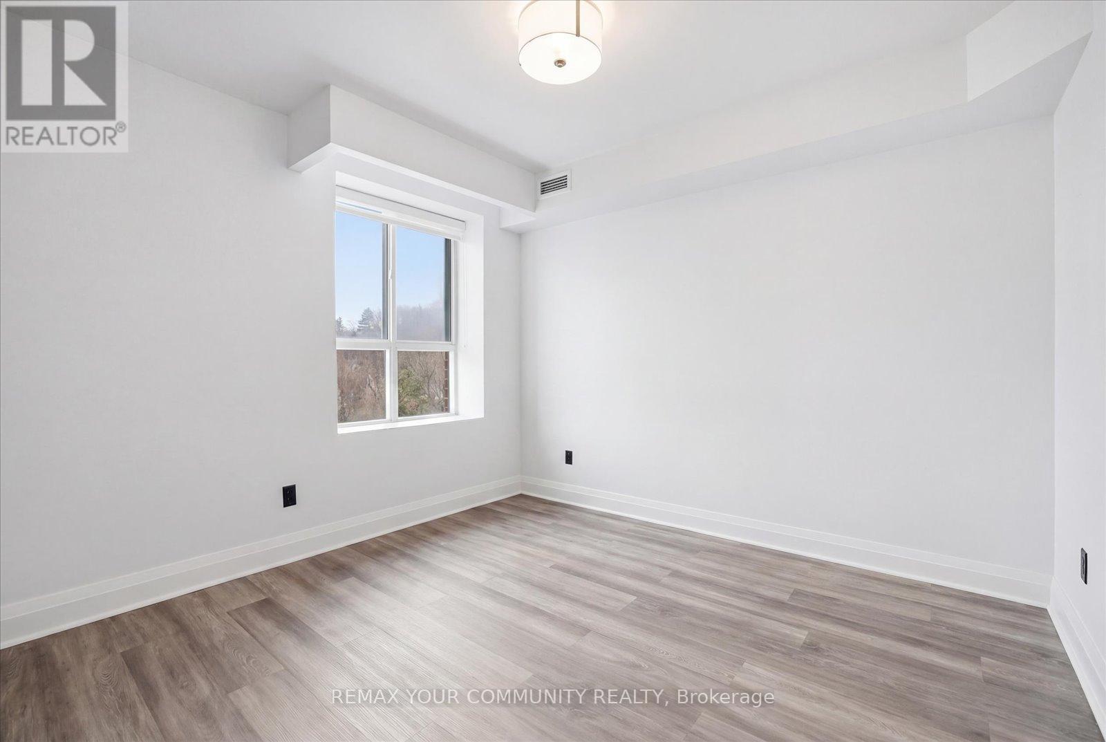 313 - 121 Woodbridge Avenue, Vaughan, Ontario L4L 9E3 - Photo 19 - N13002002