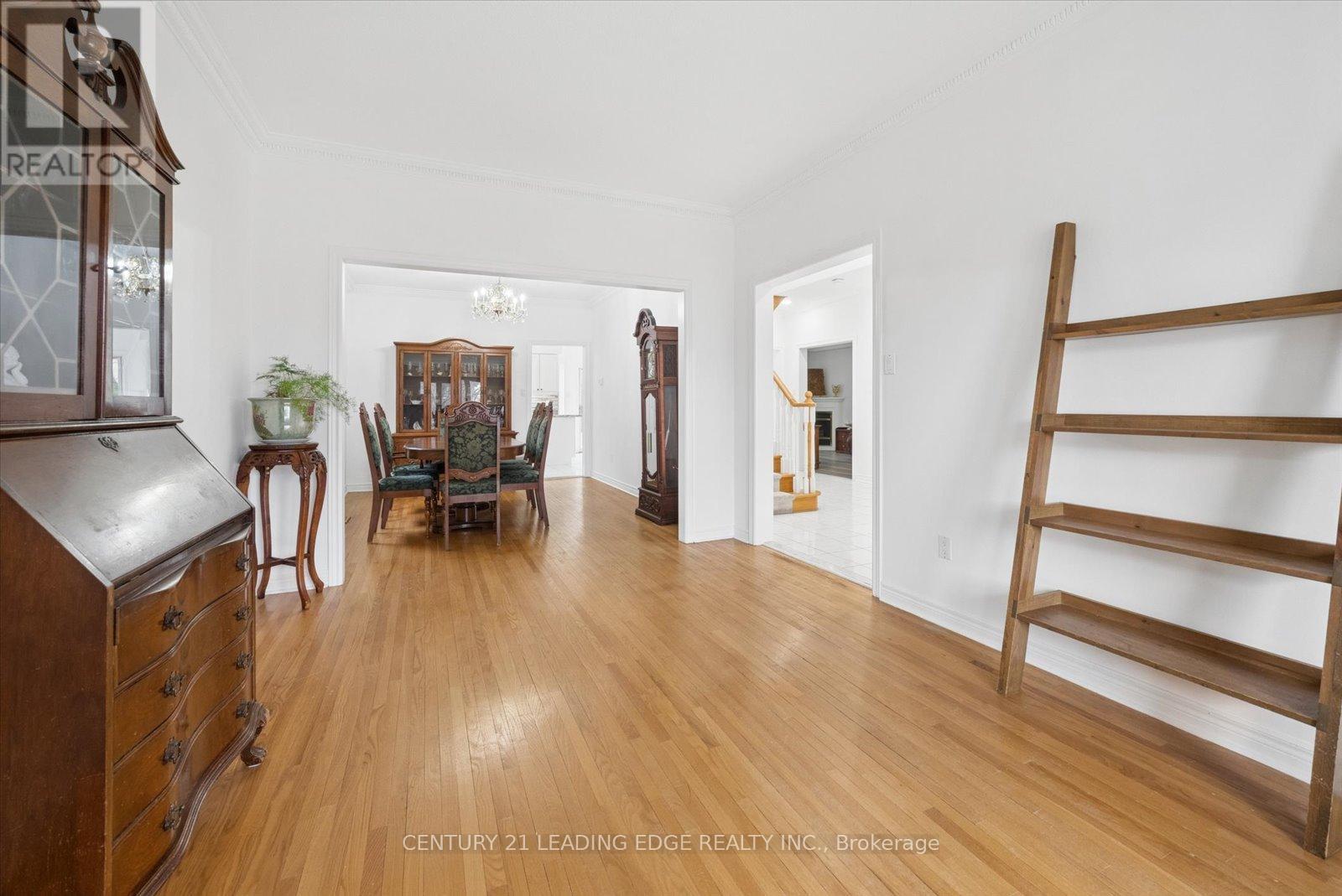 161 Shaftsbury Avenue, Richmond Hill, Ontario  L4C 0G2 - Photo 11 - N13002042