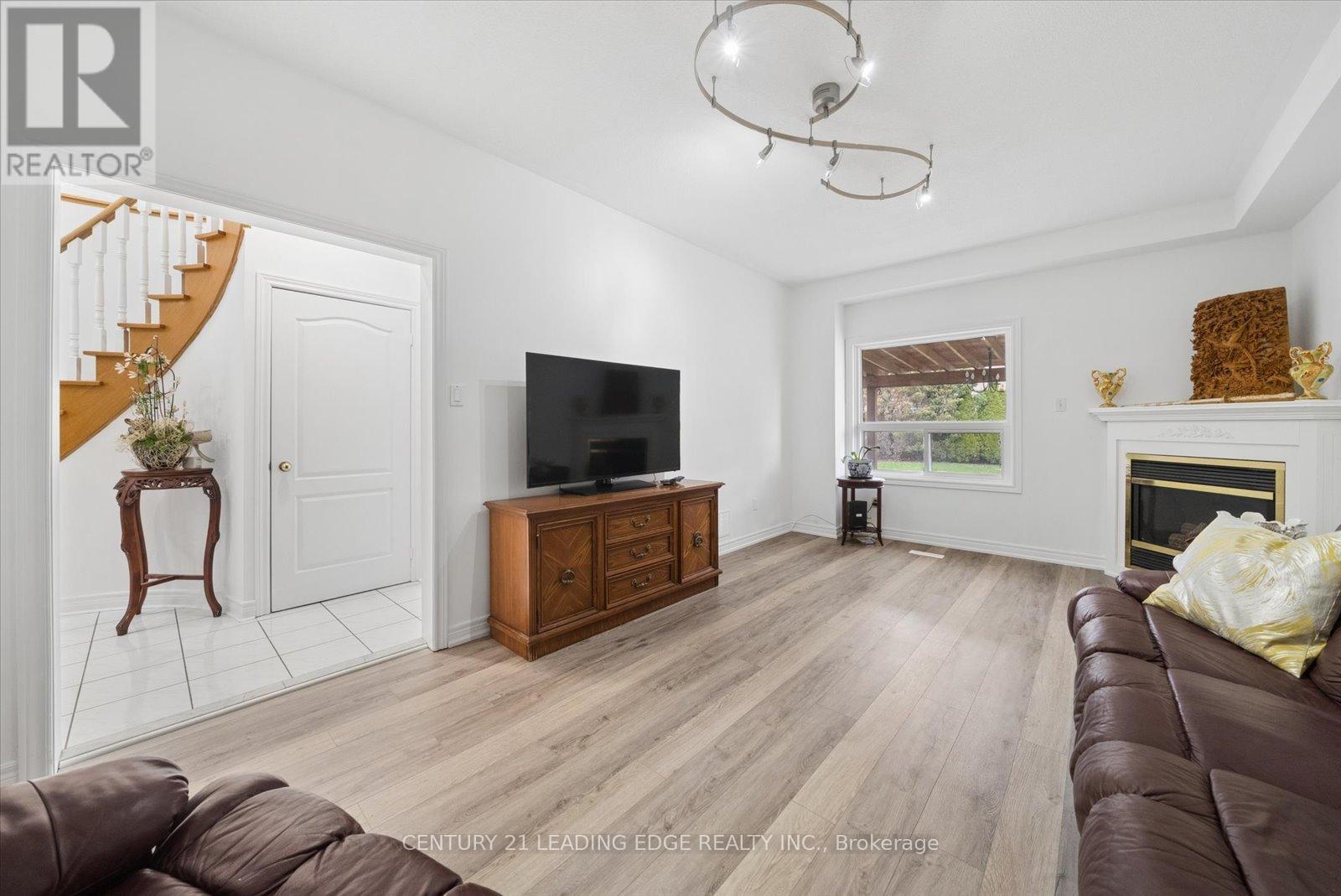 161 Shaftsbury Avenue, Richmond Hill, Ontario  L4C 0G2 - Photo 20 - N13002042