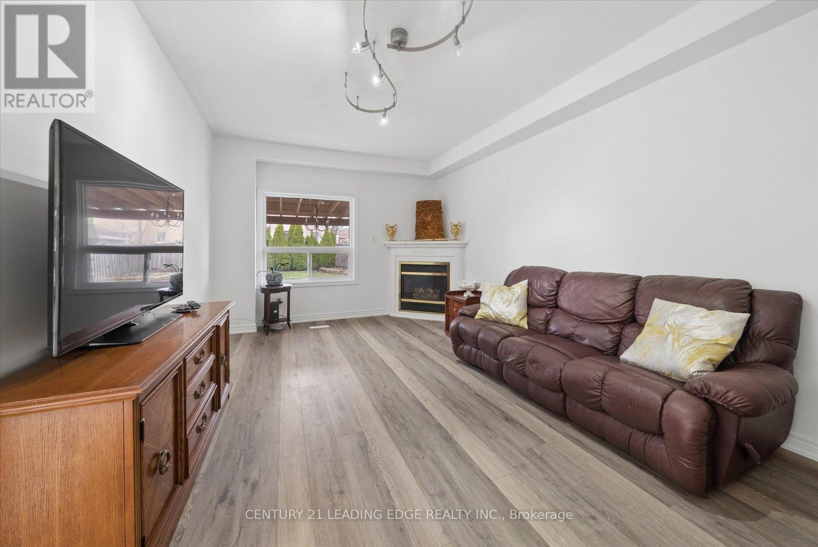 161 Shaftsbury Avenue, Richmond Hill, Ontario  L4C 0G2 - Photo 21 - N13002042