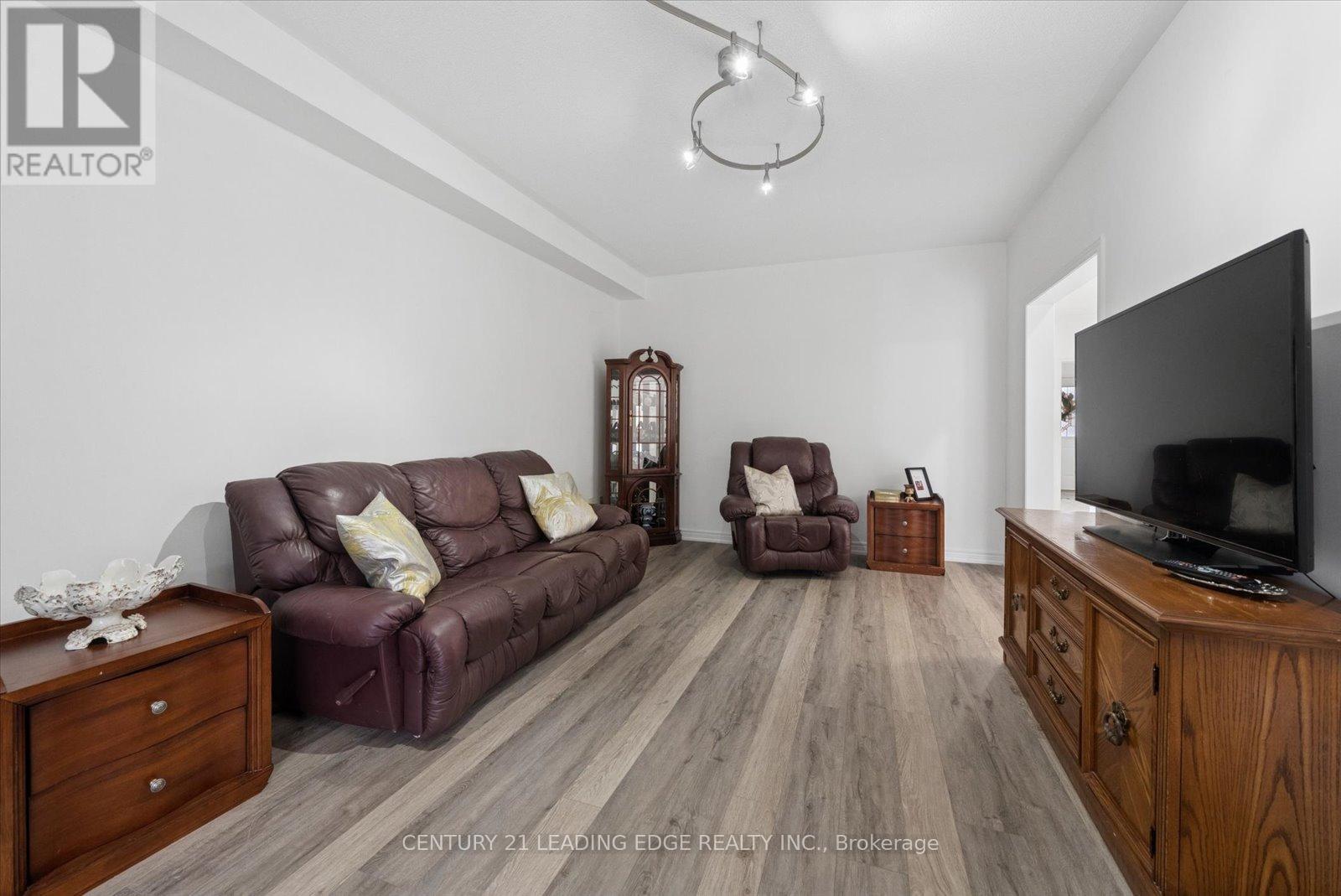 161 Shaftsbury Avenue, Richmond Hill, Ontario  L4C 0G2 - Photo 22 - N13002042