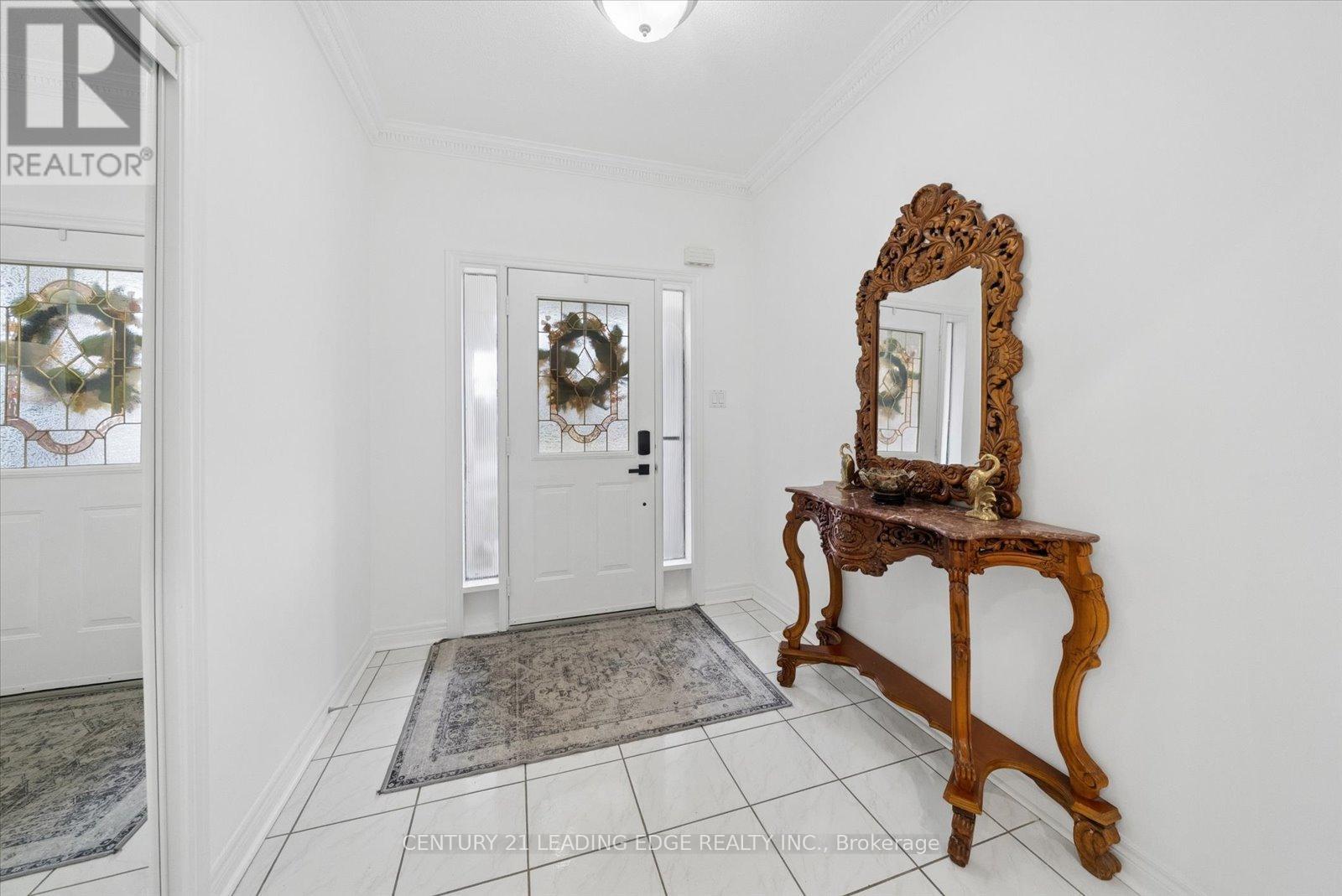 161 Shaftsbury Avenue, Richmond Hill, Ontario  L4C 0G2 - Photo 6 - N13002042