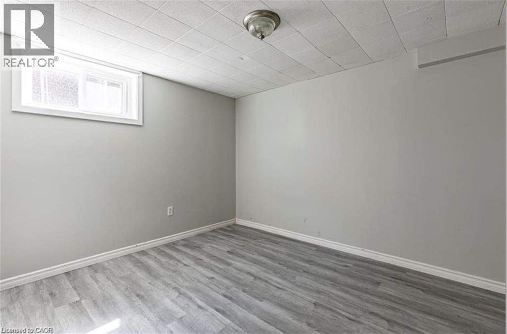 3 Veevers Drive Unit# B, Hamilton, Ontario  L8K 5P6 - Photo 14 - 40820027