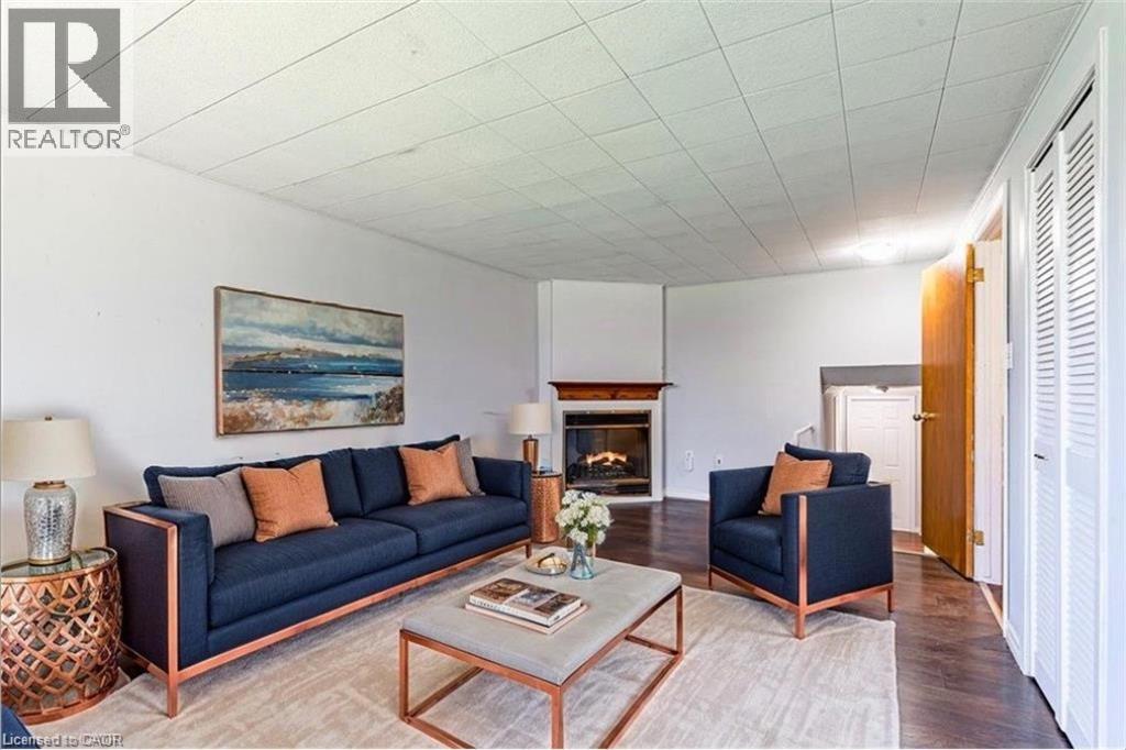 3 Veevers Drive Unit# B, Hamilton, Ontario  L8K 5P6 - Photo 7 - 40820027