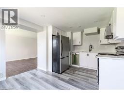 3 VEEVERS Drive Unit# B, Hamilton, Ontario