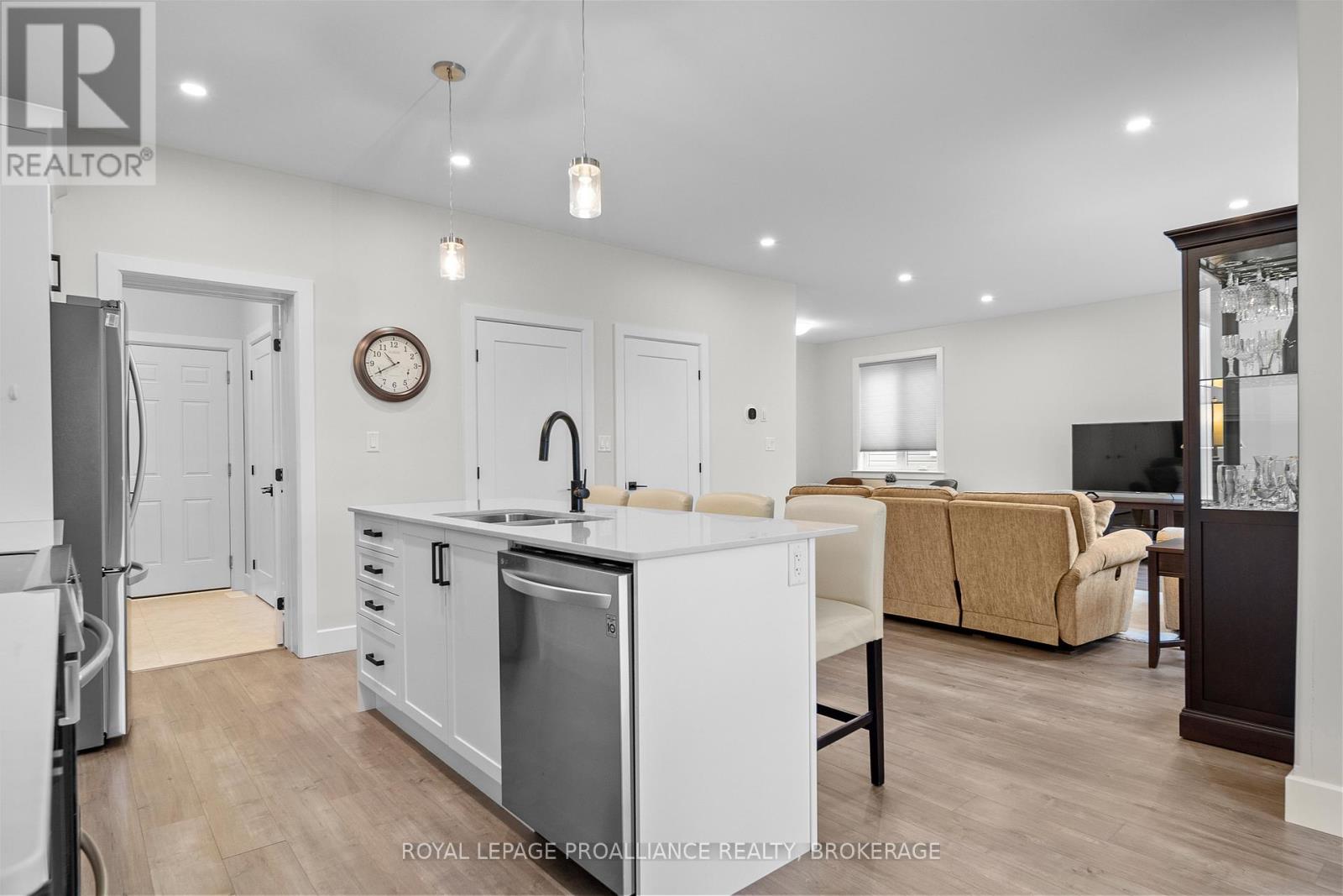 127 Brennan Crescent, Loyalist, Ontario  K0H 2H0 - Photo 18 - X13001892