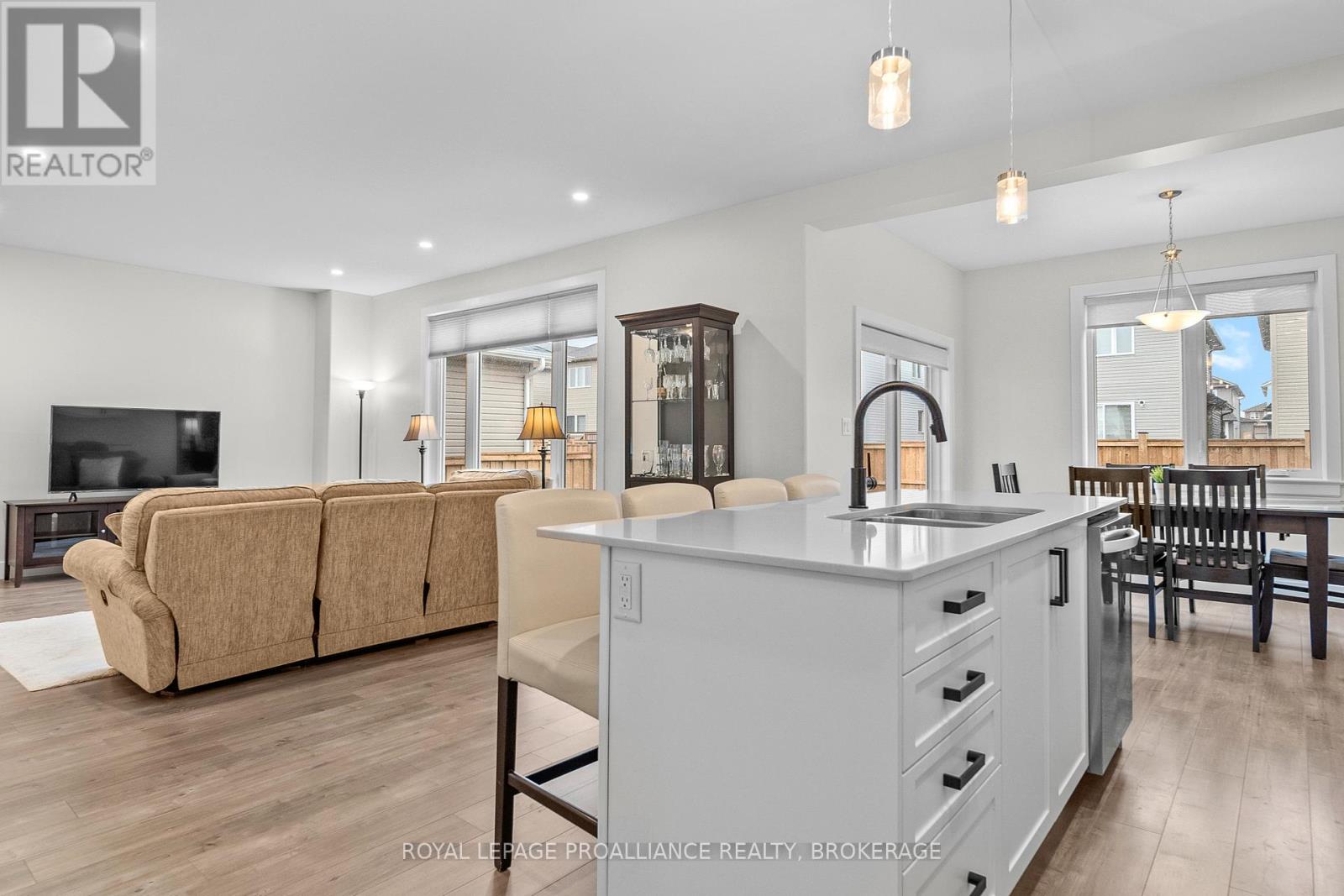 127 Brennan Crescent, Loyalist, Ontario  K0H 2H0 - Photo 19 - X13001892