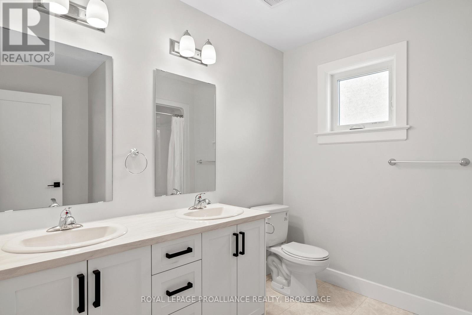 127 Brennan Crescent, Loyalist, Ontario  K0H 2H0 - Photo 29 - X13001892