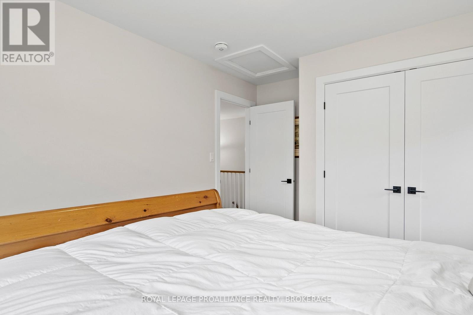 127 Brennan Crescent, Loyalist, Ontario  K0H 2H0 - Photo 36 - X13001892