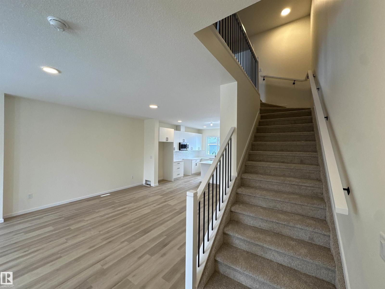 1092 Mcleod Av, Spruce Grove, Alberta  T7X 4G8 - Photo 10 - E4482354