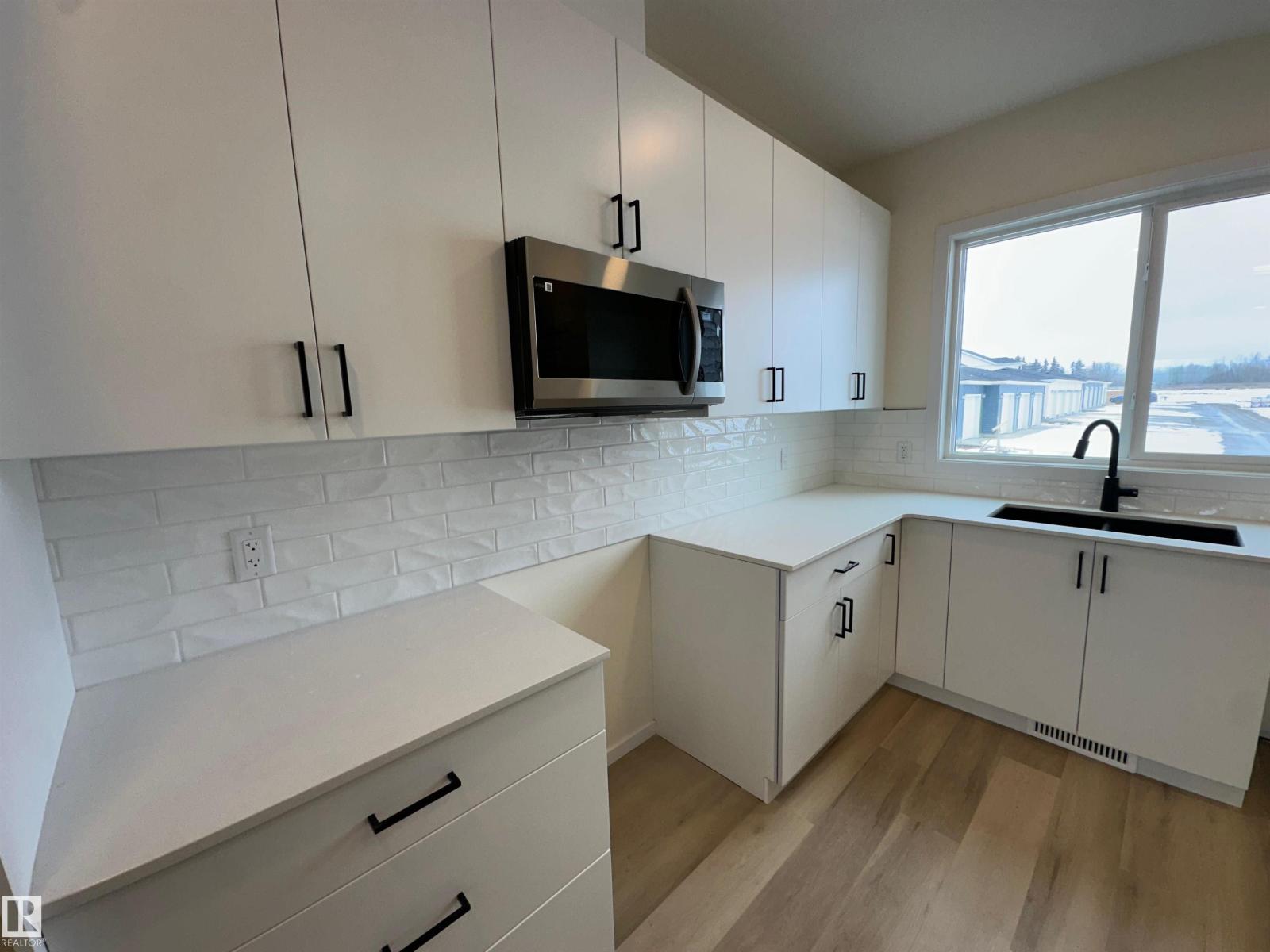 1092 Mcleod Av, Spruce Grove, Alberta  T7X 4G8 - Photo 5 - E4482354