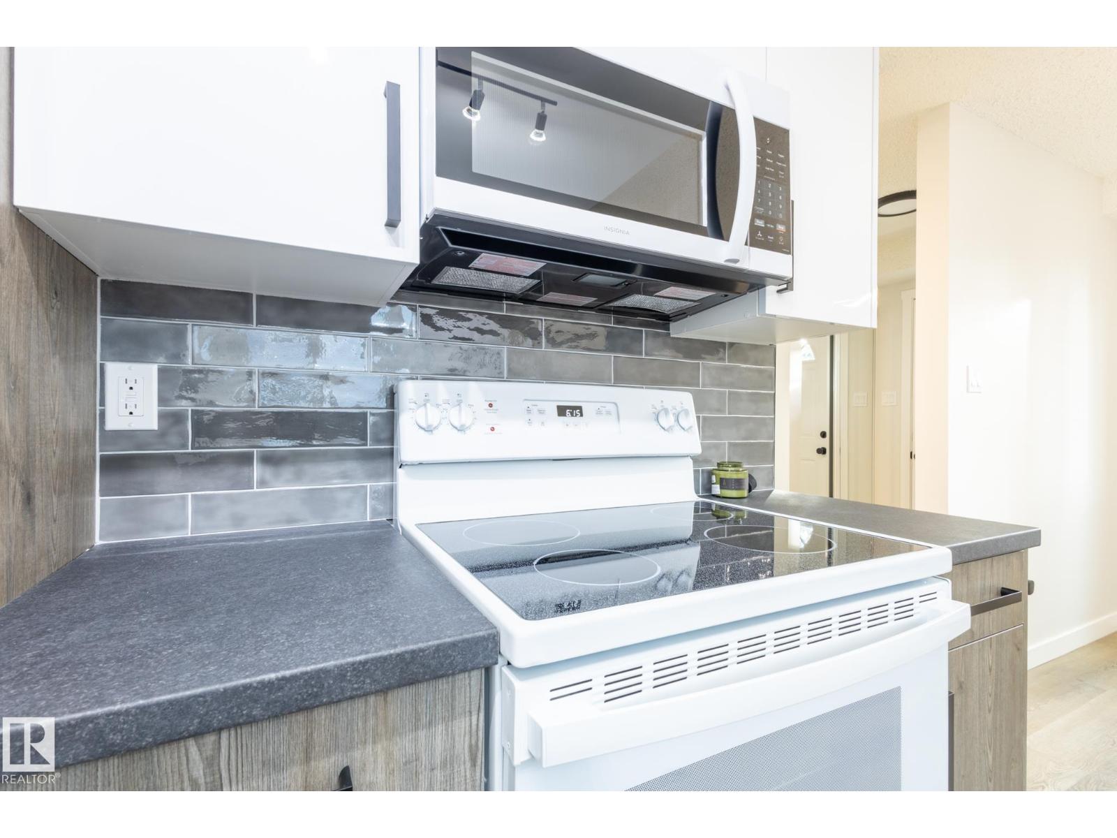 5446 144b Av Nw, Edmonton, Alberta  T5A 3N5 - Photo 10 - E4482355