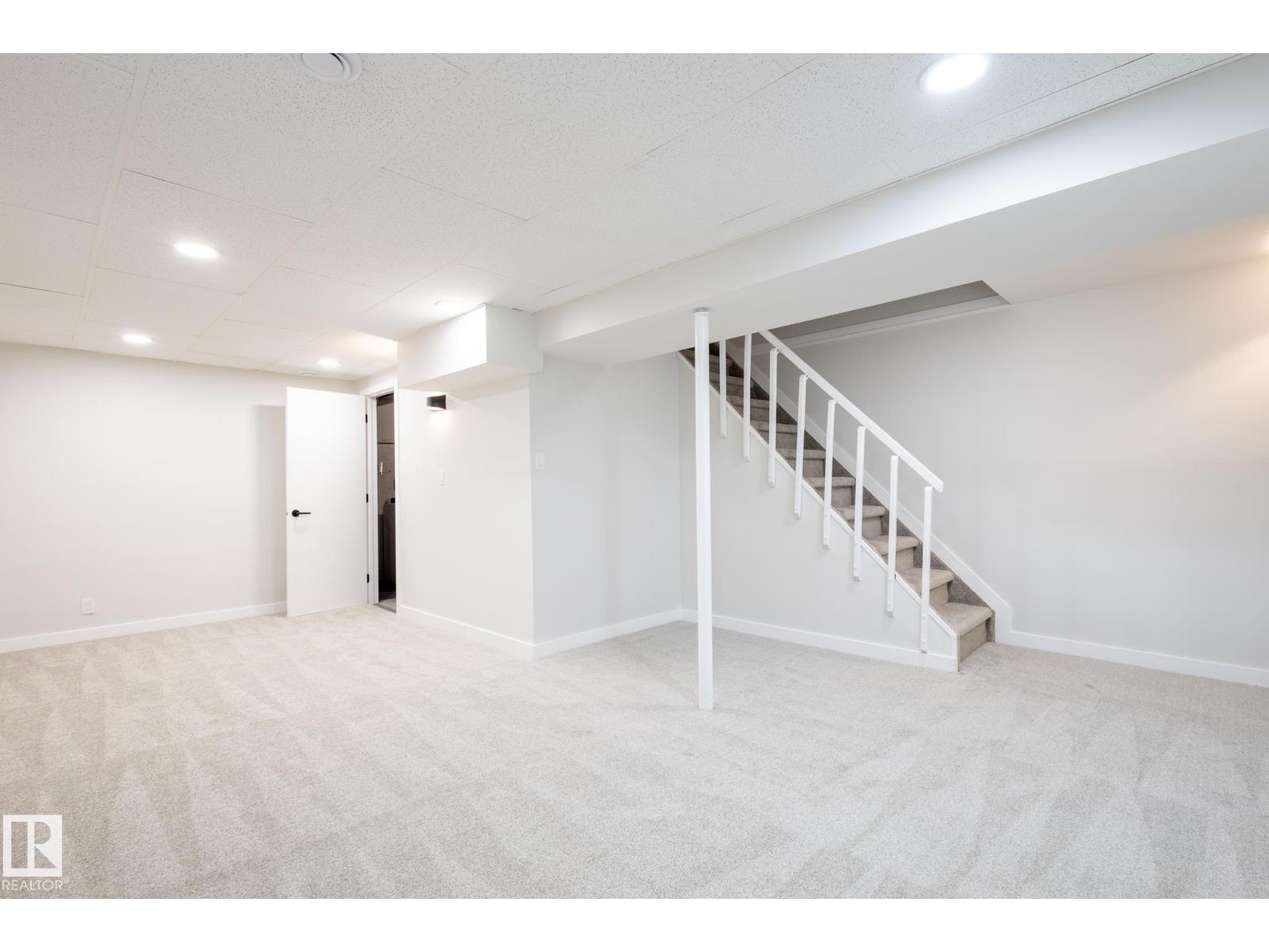 5446 144b Av Nw, Edmonton, Alberta  T5A 3N5 - Photo 33 - E4482355